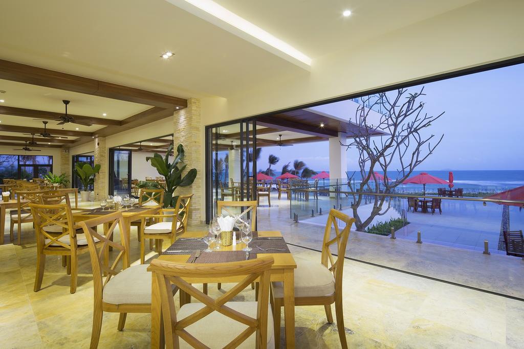 Riviera Resort Cam Ranh