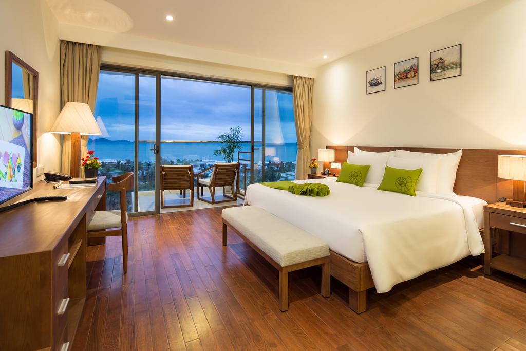 Riviera Resort Cam Ranh